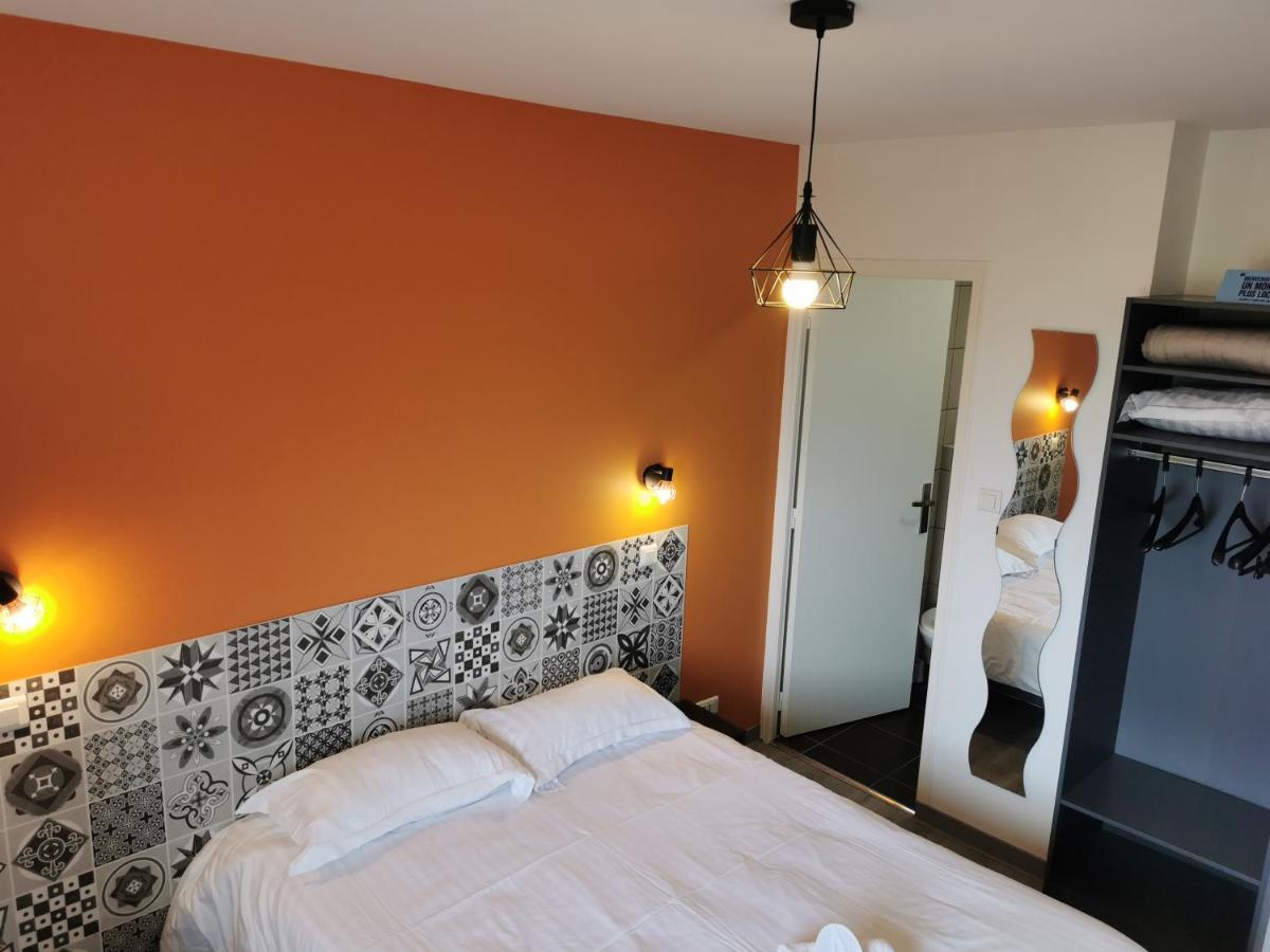 אלאין Logis Hotel- Restaurant La Haie Des Vignes Seminaires Et Evenementiel מראה חיצוני תמונה
