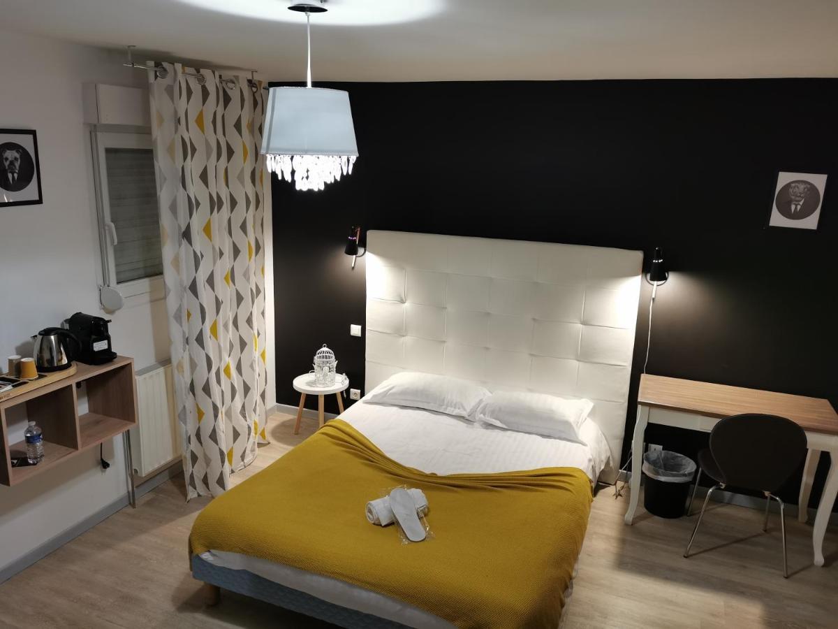 אלאין Logis Hotel- Restaurant La Haie Des Vignes Seminaires Et Evenementiel מראה חיצוני תמונה
