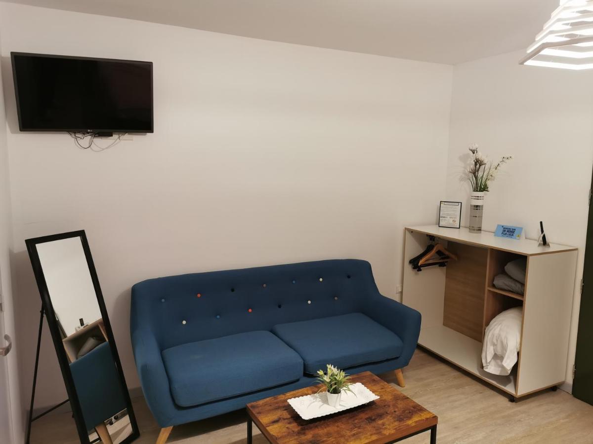 אלאין Logis Hotel- Restaurant La Haie Des Vignes Seminaires Et Evenementiel מראה חיצוני תמונה