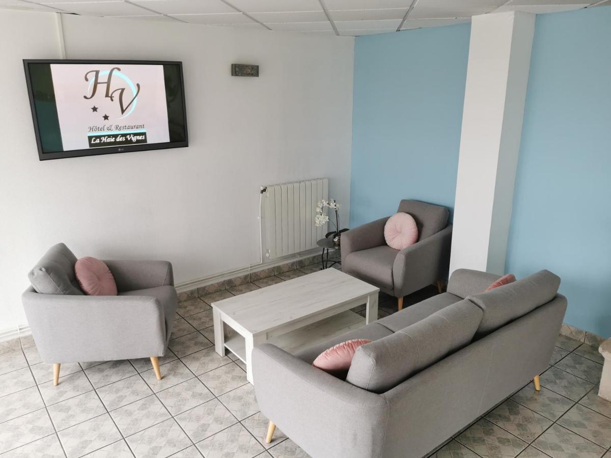 אלאין Logis Hotel- Restaurant La Haie Des Vignes Seminaires Et Evenementiel מראה חיצוני תמונה