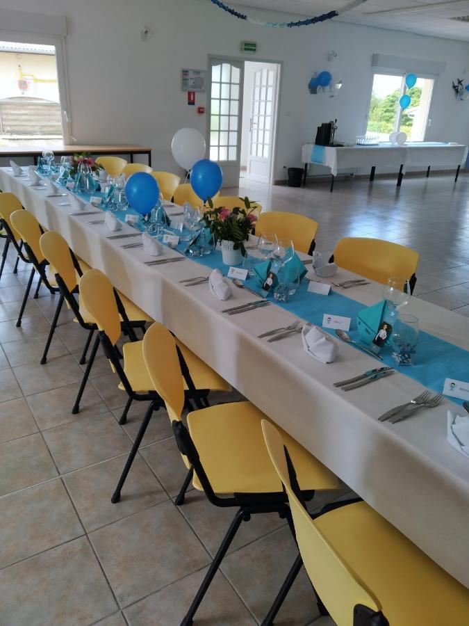 אלאין Logis Hotel- Restaurant La Haie Des Vignes Seminaires Et Evenementiel מראה חיצוני תמונה