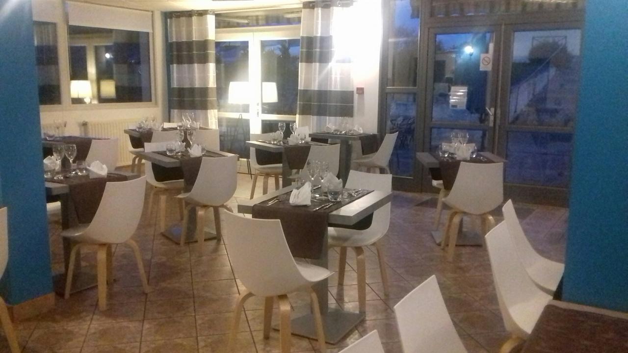 אלאין Logis Hotel- Restaurant La Haie Des Vignes Seminaires Et Evenementiel מראה חיצוני תמונה