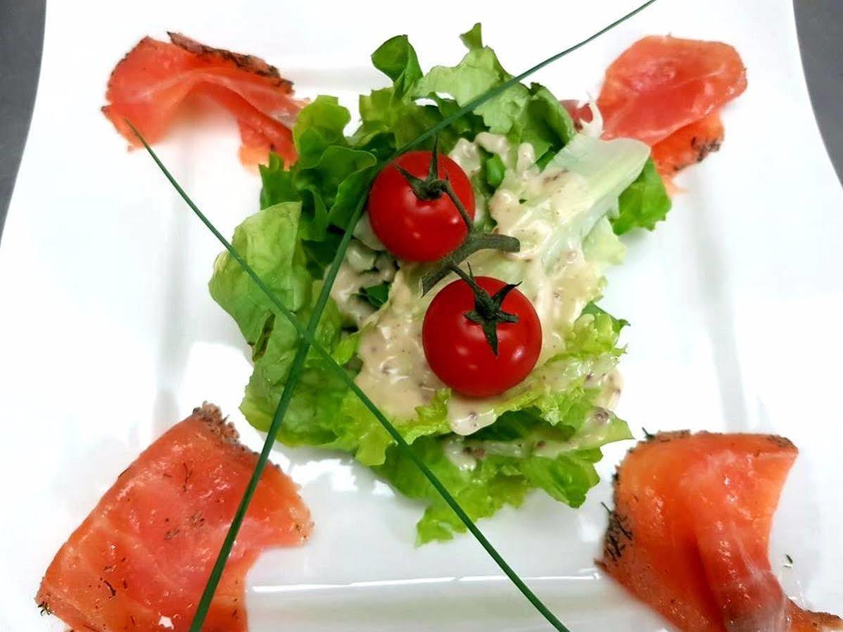 אלאין Logis Hotel- Restaurant La Haie Des Vignes Seminaires Et Evenementiel מראה חיצוני תמונה